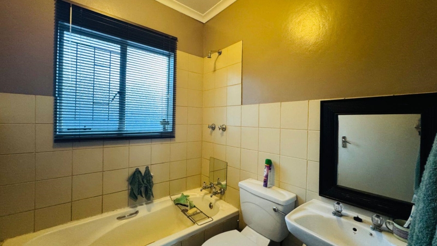 3 Bedroom Property for Sale in Minerva Gardens Northern Cape